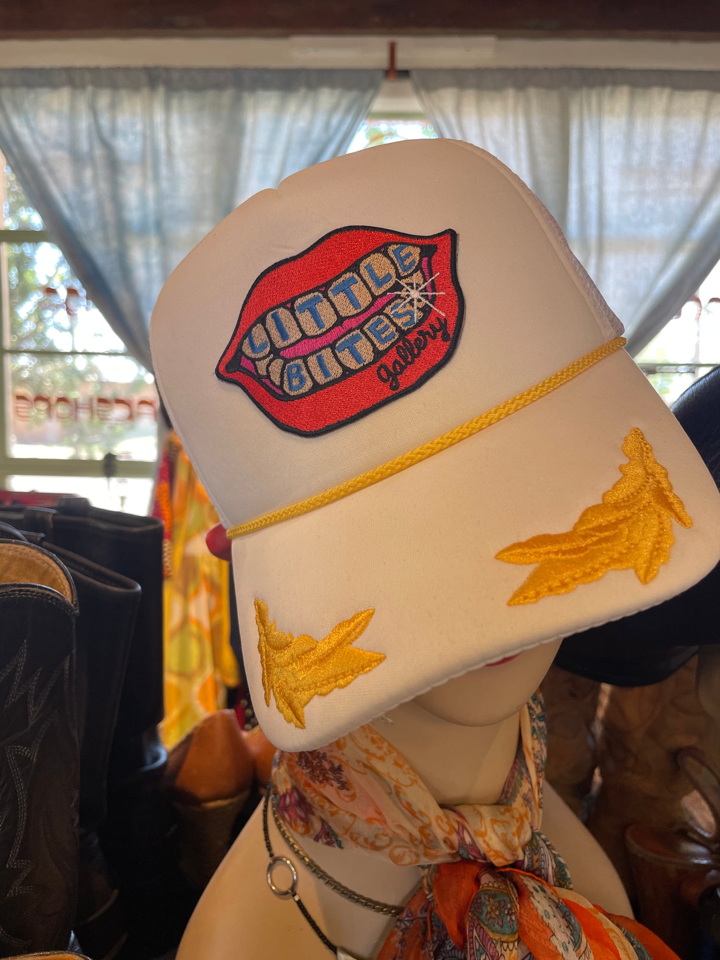 Little bites white hot hat